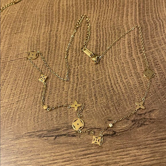 Jewelry bundle - Picture 5 of 8